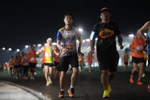 BIB: 0195
                            <button type="button" onclick="openModal(16485037)" class="btn btn-primary btn-sm float-right btn-popup" data-toggle="modal" data-target=".modal-high-quality">
                        <i class="fas fa-shopping-cart"></i> Add to Cart
                    </button>
                                            <button type="button" onclick="isThisMe(16485037, true)" class="btn btn-success btn-sm float-right btn-popup btn-isme hidden" data-toggle="tooltip" data-placement="bottom" title="นี่คือรูปของคุณใช่ไหม คลิกที่นี่เพื่อเอาเข้าอัลบั้ม">
                        <i class="fas fa-plus"></i> Add to album
                    </button>
                    <button type="button" onclick="isThisMe(16485037, false)" class="btn btn-warning btn-sm float-right btn-popup btn-isnotme hidden">
                        <i class="fas fa-ban"></i> Remove from album
                    </button>