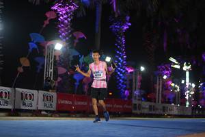 BIB: 40910
                            <button type="button" onclick="openModal(16780307)" class="btn btn-primary btn-sm float-right btn-popup" data-toggle="modal" data-target=".modal-high-quality">
                        <i class="fas fa-shopping-cart"></i> Add to Cart
                    </button>
                                            <button type="button" onclick="isThisMe(16780307, true)" class="btn btn-success btn-sm float-right btn-popup btn-isme hidden" data-toggle="tooltip" data-placement="bottom" title="นี่คือรูปของคุณใช่ไหม คลิกที่นี่เพื่อเอาเข้าอัลบั้ม">
                        <i class="fas fa-plus"></i> Add to album
                    </button>
                    <button type="button" onclick="isThisMe(16780307, false)" class="btn btn-warning btn-sm float-right btn-popup btn-isnotme hidden">
                        <i class="fas fa-ban"></i> Remove from album
                    </button>