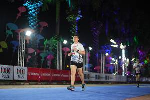 BIB: 41583
                            <button type="button" onclick="openModal(16784090)" class="btn btn-primary btn-sm float-right btn-popup" data-toggle="modal" data-target=".modal-high-quality">
                        <i class="fas fa-shopping-cart"></i> Add to Cart
                    </button>
                                            <button type="button" onclick="isThisMe(16784090, true)" class="btn btn-success btn-sm float-right btn-popup btn-isme hidden" data-toggle="tooltip" data-placement="bottom" title="นี่คือรูปของคุณใช่ไหม คลิกที่นี่เพื่อเอาเข้าอัลบั้ม">
                        <i class="fas fa-plus"></i> Add to album
                    </button>
                    <button type="button" onclick="isThisMe(16784090, false)" class="btn btn-warning btn-sm float-right btn-popup btn-isnotme hidden">
                        <i class="fas fa-ban"></i> Remove from album
                    </button>