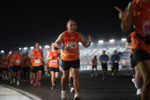 BIB: 2200
                            <button type="button" onclick="openModal(16447824)" class="btn btn-primary btn-sm float-right btn-popup" data-toggle="modal" data-target=".modal-high-quality">
                        <i class="fas fa-shopping-cart"></i> Add to Cart
                    </button>
                                            <button type="button" onclick="isThisMe(16447824, true)" class="btn btn-success btn-sm float-right btn-popup btn-isme hidden" data-toggle="tooltip" data-placement="bottom" title="นี่คือรูปของคุณใช่ไหม คลิกที่นี่เพื่อเอาเข้าอัลบั้ม">
                        <i class="fas fa-plus"></i> Add to album
                    </button>
                    <button type="button" onclick="isThisMe(16447824, false)" class="btn btn-warning btn-sm float-right btn-popup btn-isnotme hidden">
                        <i class="fas fa-ban"></i> Remove from album
                    </button>