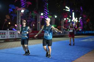 BIB: 1001, 43242, 43244
                            <button type="button" onclick="openModal(16788722)" class="btn btn-primary btn-sm float-right btn-popup" data-toggle="modal" data-target=".modal-high-quality">
                        <i class="fas fa-shopping-cart"></i> Add to Cart
                    </button>
                                            <button type="button" onclick="isThisMe(16788722, true)" class="btn btn-success btn-sm float-right btn-popup btn-isme hidden" data-toggle="tooltip" data-placement="bottom" title="นี่คือรูปของคุณใช่ไหม คลิกที่นี่เพื่อเอาเข้าอัลบั้ม">
                        <i class="fas fa-plus"></i> Add to album
                    </button>
                    <button type="button" onclick="isThisMe(16788722, false)" class="btn btn-warning btn-sm float-right btn-popup btn-isnotme hidden">
                        <i class="fas fa-ban"></i> Remove from album
                    </button>