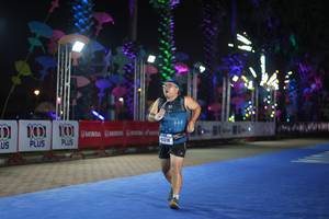 BIB: 318
                            <button type="button" onclick="openModal(16790056)" class="btn btn-primary btn-sm float-right btn-popup" data-toggle="modal" data-target=".modal-high-quality">
                        <i class="fas fa-shopping-cart"></i> Add to Cart
                    </button>
                                            <button type="button" onclick="isThisMe(16790056, true)" class="btn btn-success btn-sm float-right btn-popup btn-isme hidden" data-toggle="tooltip" data-placement="bottom" title="นี่คือรูปของคุณใช่ไหม คลิกที่นี่เพื่อเอาเข้าอัลบั้ม">
                        <i class="fas fa-plus"></i> Add to album
                    </button>
                    <button type="button" onclick="isThisMe(16790056, false)" class="btn btn-warning btn-sm float-right btn-popup btn-isnotme hidden">
                        <i class="fas fa-ban"></i> Remove from album
                    </button>