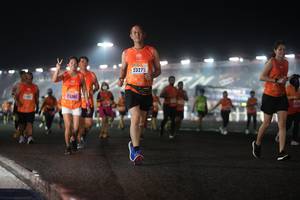 BIB: 23275, 25081
                            <button type="button" onclick="openModal(16494575)" class="btn btn-primary btn-sm float-right btn-popup" data-toggle="modal" data-target=".modal-high-quality">
                        <i class="fas fa-shopping-cart"></i> Add to Cart
                    </button>
                                            <button type="button" onclick="isThisMe(16494575, true)" class="btn btn-success btn-sm float-right btn-popup btn-isme hidden" data-toggle="tooltip" data-placement="bottom" title="นี่คือรูปของคุณใช่ไหม คลิกที่นี่เพื่อเอาเข้าอัลบั้ม">
                        <i class="fas fa-plus"></i> Add to album
                    </button>
                    <button type="button" onclick="isThisMe(16494575, false)" class="btn btn-warning btn-sm float-right btn-popup btn-isnotme hidden">
                        <i class="fas fa-ban"></i> Remove from album
                    </button>