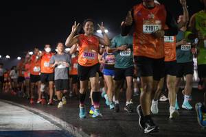 BIB: 21917, 1291, 22788, 21294, 25231
                            <button type="button" onclick="openModal(16398912)" class="btn btn-primary btn-sm float-right btn-popup" data-toggle="modal" data-target=".modal-high-quality">
                        <i class="fas fa-shopping-cart"></i> Add to Cart
                    </button>
                                            <button type="button" onclick="isThisMe(16398912, true)" class="btn btn-success btn-sm float-right btn-popup btn-isme hidden" data-toggle="tooltip" data-placement="bottom" title="นี่คือรูปของคุณใช่ไหม คลิกที่นี่เพื่อเอาเข้าอัลบั้ม">
                        <i class="fas fa-plus"></i> Add to album
                    </button>
                    <button type="button" onclick="isThisMe(16398912, false)" class="btn btn-warning btn-sm float-right btn-popup btn-isnotme hidden">
                        <i class="fas fa-ban"></i> Remove from album
                    </button>