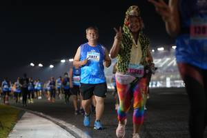 BIB: 138, 11827, 13583
                            <button type="button" onclick="openModal(16675137)" class="btn btn-primary btn-sm float-right btn-popup" data-toggle="modal" data-target=".modal-high-quality">
                        <i class="fas fa-shopping-cart"></i> Add to Cart
                    </button>
                                            <button type="button" onclick="isThisMe(16675137, true)" class="btn btn-success btn-sm float-right btn-popup btn-isme hidden" data-toggle="tooltip" data-placement="bottom" title="นี่คือรูปของคุณใช่ไหม คลิกที่นี่เพื่อเอาเข้าอัลบั้ม">
                        <i class="fas fa-plus"></i> Add to album
                    </button>
                    <button type="button" onclick="isThisMe(16675137, false)" class="btn btn-warning btn-sm float-right btn-popup btn-isnotme hidden">
                        <i class="fas fa-ban"></i> Remove from album
                    </button>