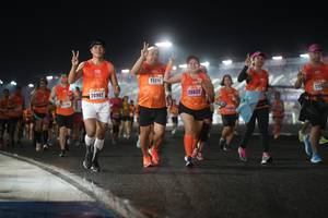 BIB: 23211, 20902, 26632, 2155
                            <button type="button" onclick="openModal(16428542)" class="btn btn-primary btn-sm float-right btn-popup" data-toggle="modal" data-target=".modal-high-quality">
                        <i class="fas fa-shopping-cart"></i> Add to Cart
                    </button>
                                            <button type="button" onclick="isThisMe(16428542, true)" class="btn btn-success btn-sm float-right btn-popup btn-isme hidden" data-toggle="tooltip" data-placement="bottom" title="นี่คือรูปของคุณใช่ไหม คลิกที่นี่เพื่อเอาเข้าอัลบั้ม">
                        <i class="fas fa-plus"></i> Add to album
                    </button>
                    <button type="button" onclick="isThisMe(16428542, false)" class="btn btn-warning btn-sm float-right btn-popup btn-isnotme hidden">
                        <i class="fas fa-ban"></i> Remove from album
                    </button>