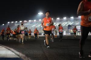 BIB: 228, 
                            <button type="button" onclick="openModal(16488943)" class="btn btn-primary btn-sm float-right btn-popup" data-toggle="modal" data-target=".modal-high-quality">
                        <i class="fas fa-shopping-cart"></i> Add to Cart
                    </button>
                                            <button type="button" onclick="isThisMe(16488943, true)" class="btn btn-success btn-sm float-right btn-popup btn-isme hidden" data-toggle="tooltip" data-placement="bottom" title="นี่คือรูปของคุณใช่ไหม คลิกที่นี่เพื่อเอาเข้าอัลบั้ม">
                        <i class="fas fa-plus"></i> Add to album
                    </button>
                    <button type="button" onclick="isThisMe(16488943, false)" class="btn btn-warning btn-sm float-right btn-popup btn-isnotme hidden">
                        <i class="fas fa-ban"></i> Remove from album
                    </button>