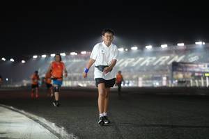 BIB: 
                            <button type="button" onclick="openModal(16508563)" class="btn btn-primary btn-sm float-right btn-popup" data-toggle="modal" data-target=".modal-high-quality">
                        <i class="fas fa-shopping-cart"></i> Add to Cart
                    </button>
                                            <button type="button" onclick="isThisMe(16508563, true)" class="btn btn-success btn-sm float-right btn-popup btn-isme hidden" data-toggle="tooltip" data-placement="bottom" title="นี่คือรูปของคุณใช่ไหม คลิกที่นี่เพื่อเอาเข้าอัลบั้ม">
                        <i class="fas fa-plus"></i> Add to album
                    </button>
                    <button type="button" onclick="isThisMe(16508563, false)" class="btn btn-warning btn-sm float-right btn-popup btn-isnotme hidden">
                        <i class="fas fa-ban"></i> Remove from album
                    </button>