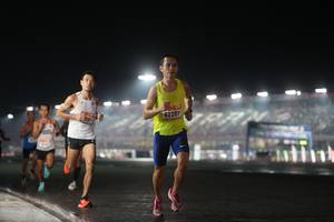 BIB: 62201
                            <button type="button" onclick="openModal(16330633)" class="btn btn-primary btn-sm float-right btn-popup" data-toggle="modal" data-target=".modal-high-quality">
                        <i class="fas fa-shopping-cart"></i> Add to Cart
                    </button>
                                            <button type="button" onclick="isThisMe(16330633, true)" class="btn btn-success btn-sm float-right btn-popup btn-isme hidden" data-toggle="tooltip" data-placement="bottom" title="นี่คือรูปของคุณใช่ไหม คลิกที่นี่เพื่อเอาเข้าอัลบั้ม">
                        <i class="fas fa-plus"></i> Add to album
                    </button>
                    <button type="button" onclick="isThisMe(16330633, false)" class="btn btn-warning btn-sm float-right btn-popup btn-isnotme hidden">
                        <i class="fas fa-ban"></i> Remove from album
                    </button>