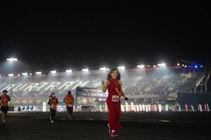 BIB: 6628
                            <button type="button" onclick="openModal(16507029)" class="btn btn-primary btn-sm float-right btn-popup" data-toggle="modal" data-target=".modal-high-quality">
                        <i class="fas fa-shopping-cart"></i> Add to Cart
                    </button>
                                            <button type="button" onclick="isThisMe(16507029, true)" class="btn btn-success btn-sm float-right btn-popup btn-isme hidden" data-toggle="tooltip" data-placement="bottom" title="นี่คือรูปของคุณใช่ไหม คลิกที่นี่เพื่อเอาเข้าอัลบั้ม">
                        <i class="fas fa-plus"></i> Add to album
                    </button>
                    <button type="button" onclick="isThisMe(16507029, false)" class="btn btn-warning btn-sm float-right btn-popup btn-isnotme hidden">
                        <i class="fas fa-ban"></i> Remove from album
                    </button>