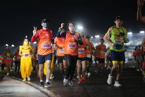 BIB: 20989, 27216, 27109, 21683, 6859
                            <button type="button" onclick="openModal(16425934)" class="btn btn-primary btn-sm float-right btn-popup" data-toggle="modal" data-target=".modal-high-quality">
                        <i class="fas fa-shopping-cart"></i> Add to Cart
                    </button>
                                            <button type="button" onclick="isThisMe(16425934, true)" class="btn btn-success btn-sm float-right btn-popup btn-isme hidden" data-toggle="tooltip" data-placement="bottom" title="นี่คือรูปของคุณใช่ไหม คลิกที่นี่เพื่อเอาเข้าอัลบั้ม">
                        <i class="fas fa-plus"></i> Add to album
                    </button>
                    <button type="button" onclick="isThisMe(16425934, false)" class="btn btn-warning btn-sm float-right btn-popup btn-isnotme hidden">
                        <i class="fas fa-ban"></i> Remove from album
                    </button>