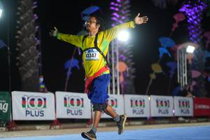 BIB: 43347
                            <button type="button" onclick="openModal(16780797)" class="btn btn-primary btn-sm float-right btn-popup" data-toggle="modal" data-target=".modal-high-quality">
                        <i class="fas fa-shopping-cart"></i> Add to Cart
                    </button>
                                            <button type="button" onclick="isThisMe(16780797, true)" class="btn btn-success btn-sm float-right btn-popup btn-isme hidden" data-toggle="tooltip" data-placement="bottom" title="นี่คือรูปของคุณใช่ไหม คลิกที่นี่เพื่อเอาเข้าอัลบั้ม">
                        <i class="fas fa-plus"></i> Add to album
                    </button>
                    <button type="button" onclick="isThisMe(16780797, false)" class="btn btn-warning btn-sm float-right btn-popup btn-isnotme hidden">
                        <i class="fas fa-ban"></i> Remove from album
                    </button>