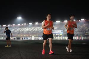 BIB: 21252, 21249
                            <button type="button" onclick="openModal(16509763)" class="btn btn-primary btn-sm float-right btn-popup" data-toggle="modal" data-target=".modal-high-quality">
                        <i class="fas fa-shopping-cart"></i> Add to Cart
                    </button>
                                            <button type="button" onclick="isThisMe(16509763, true)" class="btn btn-success btn-sm float-right btn-popup btn-isme hidden" data-toggle="tooltip" data-placement="bottom" title="นี่คือรูปของคุณใช่ไหม คลิกที่นี่เพื่อเอาเข้าอัลบั้ม">
                        <i class="fas fa-plus"></i> Add to album
                    </button>
                    <button type="button" onclick="isThisMe(16509763, false)" class="btn btn-warning btn-sm float-right btn-popup btn-isnotme hidden">
                        <i class="fas fa-ban"></i> Remove from album
                    </button>