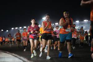 BIB: 2520, 20002, 255
                            <button type="button" onclick="openModal(16471436)" class="btn btn-primary btn-sm float-right btn-popup" data-toggle="modal" data-target=".modal-high-quality">
                        <i class="fas fa-shopping-cart"></i> Add to Cart
                    </button>
                                            <button type="button" onclick="isThisMe(16471436, true)" class="btn btn-success btn-sm float-right btn-popup btn-isme hidden" data-toggle="tooltip" data-placement="bottom" title="นี่คือรูปของคุณใช่ไหม คลิกที่นี่เพื่อเอาเข้าอัลบั้ม">
                        <i class="fas fa-plus"></i> Add to album
                    </button>
                    <button type="button" onclick="isThisMe(16471436, false)" class="btn btn-warning btn-sm float-right btn-popup btn-isnotme hidden">
                        <i class="fas fa-ban"></i> Remove from album
                    </button>