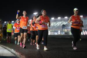 BIB: 26908, 27271, 20293, 
                            <button type="button" onclick="openModal(16483119)" class="btn btn-primary btn-sm float-right btn-popup" data-toggle="modal" data-target=".modal-high-quality">
                        <i class="fas fa-shopping-cart"></i> Add to Cart
                    </button>
                                            <button type="button" onclick="isThisMe(16483119, true)" class="btn btn-success btn-sm float-right btn-popup btn-isme hidden" data-toggle="tooltip" data-placement="bottom" title="นี่คือรูปของคุณใช่ไหม คลิกที่นี่เพื่อเอาเข้าอัลบั้ม">
                        <i class="fas fa-plus"></i> Add to album
                    </button>
                    <button type="button" onclick="isThisMe(16483119, false)" class="btn btn-warning btn-sm float-right btn-popup btn-isnotme hidden">
                        <i class="fas fa-ban"></i> Remove from album
                    </button>