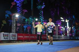 BIB: 40743, 4370, 100
                            <button type="button" onclick="openModal(16785380)" class="btn btn-primary btn-sm float-right btn-popup" data-toggle="modal" data-target=".modal-high-quality">
                        <i class="fas fa-shopping-cart"></i> Add to Cart
                    </button>
                                            <button type="button" onclick="isThisMe(16785380, true)" class="btn btn-success btn-sm float-right btn-popup btn-isme hidden" data-toggle="tooltip" data-placement="bottom" title="นี่คือรูปของคุณใช่ไหม คลิกที่นี่เพื่อเอาเข้าอัลบั้ม">
                        <i class="fas fa-plus"></i> Add to album
                    </button>
                    <button type="button" onclick="isThisMe(16785380, false)" class="btn btn-warning btn-sm float-right btn-popup btn-isnotme hidden">
                        <i class="fas fa-ban"></i> Remove from album
                    </button>