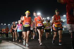 BIB: 25076, 25462, 2553
                            <button type="button" onclick="openModal(16469375)" class="btn btn-primary btn-sm float-right btn-popup" data-toggle="modal" data-target=".modal-high-quality">
                        <i class="fas fa-shopping-cart"></i> Add to Cart
                    </button>
                                            <button type="button" onclick="isThisMe(16469375, true)" class="btn btn-success btn-sm float-right btn-popup btn-isme hidden" data-toggle="tooltip" data-placement="bottom" title="นี่คือรูปของคุณใช่ไหม คลิกที่นี่เพื่อเอาเข้าอัลบั้ม">
                        <i class="fas fa-plus"></i> Add to album
                    </button>
                    <button type="button" onclick="isThisMe(16469375, false)" class="btn btn-warning btn-sm float-right btn-popup btn-isnotme hidden">
                        <i class="fas fa-ban"></i> Remove from album
                    </button>