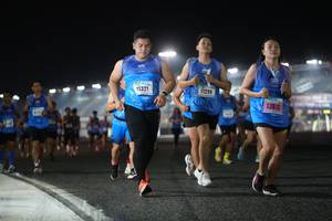 BIB: 1321, 11299, 13613
                            <button type="button" onclick="openModal(16609682)" class="btn btn-primary btn-sm float-right btn-popup" data-toggle="modal" data-target=".modal-high-quality">
                        <i class="fas fa-shopping-cart"></i> Add to Cart
                    </button>
                                            <button type="button" onclick="isThisMe(16609682, true)" class="btn btn-success btn-sm float-right btn-popup btn-isme hidden" data-toggle="tooltip" data-placement="bottom" title="นี่คือรูปของคุณใช่ไหม คลิกที่นี่เพื่อเอาเข้าอัลบั้ม">
                        <i class="fas fa-plus"></i> Add to album
                    </button>
                    <button type="button" onclick="isThisMe(16609682, false)" class="btn btn-warning btn-sm float-right btn-popup btn-isnotme hidden">
                        <i class="fas fa-ban"></i> Remove from album
                    </button>