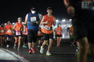 BIB: 236, 24384, 403
                            <button type="button" onclick="openModal(16436436)" class="btn btn-primary btn-sm float-right btn-popup" data-toggle="modal" data-target=".modal-high-quality">
                        <i class="fas fa-shopping-cart"></i> Add to Cart
                    </button>
                                            <button type="button" onclick="isThisMe(16436436, true)" class="btn btn-success btn-sm float-right btn-popup btn-isme hidden" data-toggle="tooltip" data-placement="bottom" title="นี่คือรูปของคุณใช่ไหม คลิกที่นี่เพื่อเอาเข้าอัลบั้ม">
                        <i class="fas fa-plus"></i> Add to album
                    </button>
                    <button type="button" onclick="isThisMe(16436436, false)" class="btn btn-warning btn-sm float-right btn-popup btn-isnotme hidden">
                        <i class="fas fa-ban"></i> Remove from album
                    </button>