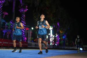 BIB: 4299
                            <button type="button" onclick="openModal(16779037)" class="btn btn-primary btn-sm float-right btn-popup" data-toggle="modal" data-target=".modal-high-quality">
                        <i class="fas fa-shopping-cart"></i> Add to Cart
                    </button>
                                            <button type="button" onclick="isThisMe(16779037, true)" class="btn btn-success btn-sm float-right btn-popup btn-isme hidden" data-toggle="tooltip" data-placement="bottom" title="นี่คือรูปของคุณใช่ไหม คลิกที่นี่เพื่อเอาเข้าอัลบั้ม">
                        <i class="fas fa-plus"></i> Add to album
                    </button>
                    <button type="button" onclick="isThisMe(16779037, false)" class="btn btn-warning btn-sm float-right btn-popup btn-isnotme hidden">
                        <i class="fas fa-ban"></i> Remove from album
                    </button>