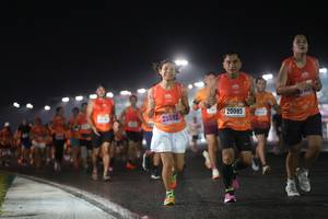 BIB: 20085, 25592
                            <button type="button" onclick="openModal(16365756)" class="btn btn-primary btn-sm float-right btn-popup" data-toggle="modal" data-target=".modal-high-quality">
                        <i class="fas fa-shopping-cart"></i> Add to Cart
                    </button>
                                            <button type="button" onclick="isThisMe(16365756, true)" class="btn btn-success btn-sm float-right btn-popup btn-isme hidden" data-toggle="tooltip" data-placement="bottom" title="นี่คือรูปของคุณใช่ไหม คลิกที่นี่เพื่อเอาเข้าอัลบั้ม">
                        <i class="fas fa-plus"></i> Add to album
                    </button>
                    <button type="button" onclick="isThisMe(16365756, false)" class="btn btn-warning btn-sm float-right btn-popup btn-isnotme hidden">
                        <i class="fas fa-ban"></i> Remove from album
                    </button>