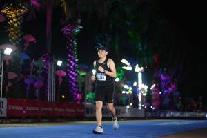 BIB: 239
                            <button type="button" onclick="openModal(16786184)" class="btn btn-primary btn-sm float-right btn-popup" data-toggle="modal" data-target=".modal-high-quality">
                        <i class="fas fa-shopping-cart"></i> Add to Cart
                    </button>
                                            <button type="button" onclick="isThisMe(16786184, true)" class="btn btn-success btn-sm float-right btn-popup btn-isme hidden" data-toggle="tooltip" data-placement="bottom" title="นี่คือรูปของคุณใช่ไหม คลิกที่นี่เพื่อเอาเข้าอัลบั้ม">
                        <i class="fas fa-plus"></i> Add to album
                    </button>
                    <button type="button" onclick="isThisMe(16786184, false)" class="btn btn-warning btn-sm float-right btn-popup btn-isnotme hidden">
                        <i class="fas fa-ban"></i> Remove from album
                    </button>