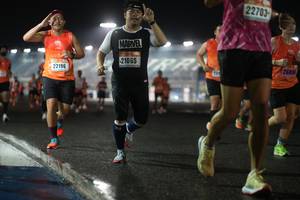 BIB: 22703, 21065, 22196, 2680, 209
                            <button type="button" onclick="openModal(16377335)" class="btn btn-primary btn-sm float-right btn-popup" data-toggle="modal" data-target=".modal-high-quality">
                        <i class="fas fa-shopping-cart"></i> Add to Cart
                    </button>
                                            <button type="button" onclick="isThisMe(16377335, true)" class="btn btn-success btn-sm float-right btn-popup btn-isme hidden" data-toggle="tooltip" data-placement="bottom" title="นี่คือรูปของคุณใช่ไหม คลิกที่นี่เพื่อเอาเข้าอัลบั้ม">
                        <i class="fas fa-plus"></i> Add to album
                    </button>
                    <button type="button" onclick="isThisMe(16377335, false)" class="btn btn-warning btn-sm float-right btn-popup btn-isnotme hidden">
                        <i class="fas fa-ban"></i> Remove from album
                    </button>