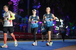 BIB: 41054, 445
                            <button type="button" onclick="openModal(16786092)" class="btn btn-primary btn-sm float-right btn-popup" data-toggle="modal" data-target=".modal-high-quality">
                        <i class="fas fa-shopping-cart"></i> Add to Cart
                    </button>
                                            <button type="button" onclick="isThisMe(16786092, true)" class="btn btn-success btn-sm float-right btn-popup btn-isme hidden" data-toggle="tooltip" data-placement="bottom" title="นี่คือรูปของคุณใช่ไหม คลิกที่นี่เพื่อเอาเข้าอัลบั้ม">
                        <i class="fas fa-plus"></i> Add to album
                    </button>
                    <button type="button" onclick="isThisMe(16786092, false)" class="btn btn-warning btn-sm float-right btn-popup btn-isnotme hidden">
                        <i class="fas fa-ban"></i> Remove from album
                    </button>