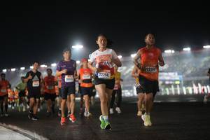 BIB: 22505, 22258, 20055
                            <button type="button" onclick="openModal(16365427)" class="btn btn-primary btn-sm float-right btn-popup" data-toggle="modal" data-target=".modal-high-quality">
                        <i class="fas fa-shopping-cart"></i> Add to Cart
                    </button>
                                            <button type="button" onclick="isThisMe(16365427, true)" class="btn btn-success btn-sm float-right btn-popup btn-isme hidden" data-toggle="tooltip" data-placement="bottom" title="นี่คือรูปของคุณใช่ไหม คลิกที่นี่เพื่อเอาเข้าอัลบั้ม">
                        <i class="fas fa-plus"></i> Add to album
                    </button>
                    <button type="button" onclick="isThisMe(16365427, false)" class="btn btn-warning btn-sm float-right btn-popup btn-isnotme hidden">
                        <i class="fas fa-ban"></i> Remove from album
                    </button>