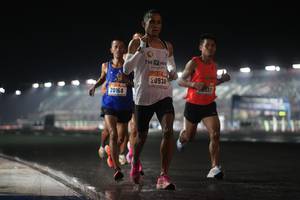 BIB: 20934, 20168
                            <button type="button" onclick="openModal(16330127)" class="btn btn-primary btn-sm float-right btn-popup" data-toggle="modal" data-target=".modal-high-quality">
                        <i class="fas fa-shopping-cart"></i> Add to Cart
                    </button>
                                            <button type="button" onclick="isThisMe(16330127, true)" class="btn btn-success btn-sm float-right btn-popup btn-isme hidden" data-toggle="tooltip" data-placement="bottom" title="นี่คือรูปของคุณใช่ไหม คลิกที่นี่เพื่อเอาเข้าอัลบั้ม">
                        <i class="fas fa-plus"></i> Add to album
                    </button>
                    <button type="button" onclick="isThisMe(16330127, false)" class="btn btn-warning btn-sm float-right btn-popup btn-isnotme hidden">
                        <i class="fas fa-ban"></i> Remove from album
                    </button>