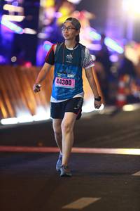 BIB: 44300
                            <button type="button" onclick="openModal(16840689)" class="btn btn-primary btn-sm float-right btn-popup" data-toggle="modal" data-target=".modal-high-quality">
                        <i class="fas fa-shopping-cart"></i> Add to Cart
                    </button>
                                            <button type="button" onclick="isThisMe(16840689, true)" class="btn btn-success btn-sm float-right btn-popup btn-isme hidden" data-toggle="tooltip" data-placement="bottom" title="นี่คือรูปของคุณใช่ไหม คลิกที่นี่เพื่อเอาเข้าอัลบั้ม">
                        <i class="fas fa-plus"></i> Add to album
                    </button>
                    <button type="button" onclick="isThisMe(16840689, false)" class="btn btn-warning btn-sm float-right btn-popup btn-isnotme hidden">
                        <i class="fas fa-ban"></i> Remove from album
                    </button>