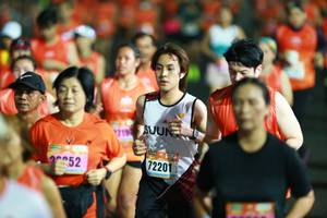 BIB: 252, 72201
                            <button type="button" onclick="openModal(16697516)" class="btn btn-primary btn-sm float-right btn-popup" data-toggle="modal" data-target=".modal-high-quality">
                        <i class="fas fa-shopping-cart"></i> Add to Cart
                    </button>
                                            <button type="button" onclick="isThisMe(16697516, true)" class="btn btn-success btn-sm float-right btn-popup btn-isme hidden" data-toggle="tooltip" data-placement="bottom" title="นี่คือรูปของคุณใช่ไหม คลิกที่นี่เพื่อเอาเข้าอัลบั้ม">
                        <i class="fas fa-plus"></i> Add to album
                    </button>
                    <button type="button" onclick="isThisMe(16697516, false)" class="btn btn-warning btn-sm float-right btn-popup btn-isnotme hidden">
                        <i class="fas fa-ban"></i> Remove from album
                    </button>