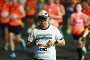 BIB: 21202
                            <button type="button" onclick="openModal(16678225)" class="btn btn-primary btn-sm float-right btn-popup" data-toggle="modal" data-target=".modal-high-quality">
                        <i class="fas fa-shopping-cart"></i> Add to Cart
                    </button>
                                            <button type="button" onclick="isThisMe(16678225, true)" class="btn btn-success btn-sm float-right btn-popup btn-isme hidden" data-toggle="tooltip" data-placement="bottom" title="นี่คือรูปของคุณใช่ไหม คลิกที่นี่เพื่อเอาเข้าอัลบั้ม">
                        <i class="fas fa-plus"></i> Add to album
                    </button>
                    <button type="button" onclick="isThisMe(16678225, false)" class="btn btn-warning btn-sm float-right btn-popup btn-isnotme hidden">
                        <i class="fas fa-ban"></i> Remove from album
                    </button>