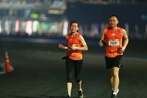 BIB: 75201
                            <button type="button" onclick="openModal(16719725)" class="btn btn-primary btn-sm float-right btn-popup" data-toggle="modal" data-target=".modal-high-quality">
                        <i class="fas fa-shopping-cart"></i> Add to Cart
                    </button>
                                            <button type="button" onclick="isThisMe(16719725, true)" class="btn btn-success btn-sm float-right btn-popup btn-isme hidden" data-toggle="tooltip" data-placement="bottom" title="นี่คือรูปของคุณใช่ไหม คลิกที่นี่เพื่อเอาเข้าอัลบั้ม">
                        <i class="fas fa-plus"></i> Add to album
                    </button>
                    <button type="button" onclick="isThisMe(16719725, false)" class="btn btn-warning btn-sm float-right btn-popup btn-isnotme hidden">
                        <i class="fas fa-ban"></i> Remove from album
                    </button>