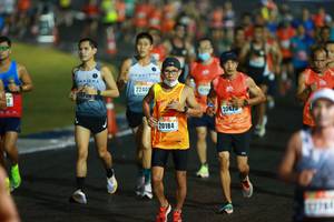 BIB: 2240, 20475, 20184
                            <button type="button" onclick="openModal(16627177)" class="btn btn-primary btn-sm float-right btn-popup" data-toggle="modal" data-target=".modal-high-quality">
                        <i class="fas fa-shopping-cart"></i> Add to Cart
                    </button>
                                            <button type="button" onclick="isThisMe(16627177, true)" class="btn btn-success btn-sm float-right btn-popup btn-isme hidden" data-toggle="tooltip" data-placement="bottom" title="นี่คือรูปของคุณใช่ไหม คลิกที่นี่เพื่อเอาเข้าอัลบั้ม">
                        <i class="fas fa-plus"></i> Add to album
                    </button>
                    <button type="button" onclick="isThisMe(16627177, false)" class="btn btn-warning btn-sm float-right btn-popup btn-isnotme hidden">
                        <i class="fas fa-ban"></i> Remove from album
                    </button>