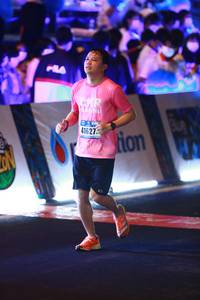 BIB: 416, 275
                            <button type="button" onclick="openModal(16835162)" class="btn btn-primary btn-sm float-right btn-popup" data-toggle="modal" data-target=".modal-high-quality">
                        <i class="fas fa-shopping-cart"></i> Add to Cart
                    </button>
                                            <button type="button" onclick="isThisMe(16835162, true)" class="btn btn-success btn-sm float-right btn-popup btn-isme hidden" data-toggle="tooltip" data-placement="bottom" title="นี่คือรูปของคุณใช่ไหม คลิกที่นี่เพื่อเอาเข้าอัลบั้ม">
                        <i class="fas fa-plus"></i> Add to album
                    </button>
                    <button type="button" onclick="isThisMe(16835162, false)" class="btn btn-warning btn-sm float-right btn-popup btn-isnotme hidden">
                        <i class="fas fa-ban"></i> Remove from album
                    </button>