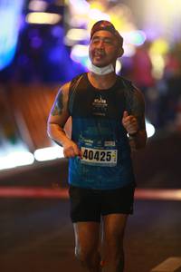 BIB: 40425
                            <button type="button" onclick="openModal(16876398)" class="btn btn-primary btn-sm float-right btn-popup" data-toggle="modal" data-target=".modal-high-quality">
                        <i class="fas fa-shopping-cart"></i> Add to Cart
                    </button>
                                            <button type="button" onclick="isThisMe(16876398, true)" class="btn btn-success btn-sm float-right btn-popup btn-isme hidden" data-toggle="tooltip" data-placement="bottom" title="นี่คือรูปของคุณใช่ไหม คลิกที่นี่เพื่อเอาเข้าอัลบั้ม">
                        <i class="fas fa-plus"></i> Add to album
                    </button>
                    <button type="button" onclick="isThisMe(16876398, false)" class="btn btn-warning btn-sm float-right btn-popup btn-isnotme hidden">
                        <i class="fas fa-ban"></i> Remove from album
                    </button>