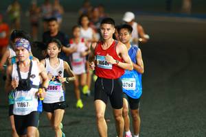 BIB: 1064, 0388, 2086
                            <button type="button" onclick="openModal(16731825)" class="btn btn-primary btn-sm float-right btn-popup" data-toggle="modal" data-target=".modal-high-quality">
                        <i class="fas fa-shopping-cart"></i> Add to Cart
                    </button>
                                            <button type="button" onclick="isThisMe(16731825, true)" class="btn btn-success btn-sm float-right btn-popup btn-isme hidden" data-toggle="tooltip" data-placement="bottom" title="นี่คือรูปของคุณใช่ไหม คลิกที่นี่เพื่อเอาเข้าอัลบั้ม">
                        <i class="fas fa-plus"></i> Add to album
                    </button>
                    <button type="button" onclick="isThisMe(16731825, false)" class="btn btn-warning btn-sm float-right btn-popup btn-isnotme hidden">
                        <i class="fas fa-ban"></i> Remove from album
                    </button>