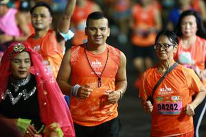 BIB: 022, 94242
                            <button type="button" onclick="openModal(16701451)" class="btn btn-primary btn-sm float-right btn-popup" data-toggle="modal" data-target=".modal-high-quality">
                        <i class="fas fa-shopping-cart"></i> Add to Cart
                    </button>
                                            <button type="button" onclick="isThisMe(16701451, true)" class="btn btn-success btn-sm float-right btn-popup btn-isme hidden" data-toggle="tooltip" data-placement="bottom" title="นี่คือรูปของคุณใช่ไหม คลิกที่นี่เพื่อเอาเข้าอัลบั้ม">
                        <i class="fas fa-plus"></i> Add to album
                    </button>
                    <button type="button" onclick="isThisMe(16701451, false)" class="btn btn-warning btn-sm float-right btn-popup btn-isnotme hidden">
                        <i class="fas fa-ban"></i> Remove from album
                    </button>