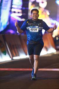 BIB: 43130
                            <button type="button" onclick="openModal(16833625)" class="btn btn-primary btn-sm float-right btn-popup" data-toggle="modal" data-target=".modal-high-quality">
                        <i class="fas fa-shopping-cart"></i> Add to Cart
                    </button>
                                            <button type="button" onclick="isThisMe(16833625, true)" class="btn btn-success btn-sm float-right btn-popup btn-isme hidden" data-toggle="tooltip" data-placement="bottom" title="นี่คือรูปของคุณใช่ไหม คลิกที่นี่เพื่อเอาเข้าอัลบั้ม">
                        <i class="fas fa-plus"></i> Add to album
                    </button>
                    <button type="button" onclick="isThisMe(16833625, false)" class="btn btn-warning btn-sm float-right btn-popup btn-isnotme hidden">
                        <i class="fas fa-ban"></i> Remove from album
                    </button>