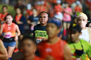 BIB: 215
                            <button type="button" onclick="openModal(16676370)" class="btn btn-primary btn-sm float-right btn-popup" data-toggle="modal" data-target=".modal-high-quality">
                        <i class="fas fa-shopping-cart"></i> Add to Cart
                    </button>
                                            <button type="button" onclick="isThisMe(16676370, true)" class="btn btn-success btn-sm float-right btn-popup btn-isme hidden" data-toggle="tooltip" data-placement="bottom" title="นี่คือรูปของคุณใช่ไหม คลิกที่นี่เพื่อเอาเข้าอัลบั้ม">
                        <i class="fas fa-plus"></i> Add to album
                    </button>
                    <button type="button" onclick="isThisMe(16676370, false)" class="btn btn-warning btn-sm float-right btn-popup btn-isnotme hidden">
                        <i class="fas fa-ban"></i> Remove from album
                    </button>