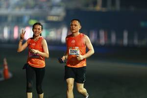 BIB: 75201, 75266
                            <button type="button" onclick="openModal(16720044)" class="btn btn-primary btn-sm float-right btn-popup" data-toggle="modal" data-target=".modal-high-quality">
                        <i class="fas fa-shopping-cart"></i> Add to Cart
                    </button>
                                            <button type="button" onclick="isThisMe(16720044, true)" class="btn btn-success btn-sm float-right btn-popup btn-isme hidden" data-toggle="tooltip" data-placement="bottom" title="นี่คือรูปของคุณใช่ไหม คลิกที่นี่เพื่อเอาเข้าอัลบั้ม">
                        <i class="fas fa-plus"></i> Add to album
                    </button>
                    <button type="button" onclick="isThisMe(16720044, false)" class="btn btn-warning btn-sm float-right btn-popup btn-isnotme hidden">
                        <i class="fas fa-ban"></i> Remove from album
                    </button>