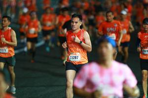 BIB: 1275, 2069, 23287
                            <button type="button" onclick="openModal(16657417)" class="btn btn-primary btn-sm float-right btn-popup" data-toggle="modal" data-target=".modal-high-quality">
                        <i class="fas fa-shopping-cart"></i> Add to Cart
                    </button>
                                            <button type="button" onclick="isThisMe(16657417, true)" class="btn btn-success btn-sm float-right btn-popup btn-isme hidden" data-toggle="tooltip" data-placement="bottom" title="นี่คือรูปของคุณใช่ไหม คลิกที่นี่เพื่อเอาเข้าอัลบั้ม">
                        <i class="fas fa-plus"></i> Add to album
                    </button>
                    <button type="button" onclick="isThisMe(16657417, false)" class="btn btn-warning btn-sm float-right btn-popup btn-isnotme hidden">
                        <i class="fas fa-ban"></i> Remove from album
                    </button>