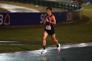 BIB: 2414
                            <button type="button" onclick="openModal(16613398)" class="btn btn-primary btn-sm float-right btn-popup" data-toggle="modal" data-target=".modal-high-quality">
                        <i class="fas fa-shopping-cart"></i> Add to Cart
                    </button>
                                            <button type="button" onclick="isThisMe(16613398, true)" class="btn btn-success btn-sm float-right btn-popup btn-isme hidden" data-toggle="tooltip" data-placement="bottom" title="นี่คือรูปของคุณใช่ไหม คลิกที่นี่เพื่อเอาเข้าอัลบั้ม">
                        <i class="fas fa-plus"></i> Add to album
                    </button>
                    <button type="button" onclick="isThisMe(16613398, false)" class="btn btn-warning btn-sm float-right btn-popup btn-isnotme hidden">
                        <i class="fas fa-ban"></i> Remove from album
                    </button>