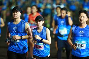 BIB: 83103, 12385
                            <button type="button" onclick="openModal(16762472)" class="btn btn-primary btn-sm float-right btn-popup" data-toggle="modal" data-target=".modal-high-quality">
                        <i class="fas fa-shopping-cart"></i> Add to Cart
                    </button>
                                            <button type="button" onclick="isThisMe(16762472, true)" class="btn btn-success btn-sm float-right btn-popup btn-isme hidden" data-toggle="tooltip" data-placement="bottom" title="นี่คือรูปของคุณใช่ไหม คลิกที่นี่เพื่อเอาเข้าอัลบั้ม">
                        <i class="fas fa-plus"></i> Add to album
                    </button>
                    <button type="button" onclick="isThisMe(16762472, false)" class="btn btn-warning btn-sm float-right btn-popup btn-isnotme hidden">
                        <i class="fas fa-ban"></i> Remove from album
                    </button>