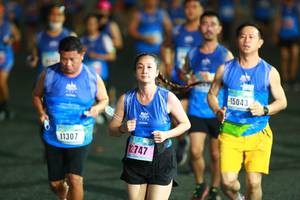 BIB: 15043, 11307, 12747
                            <button type="button" onclick="openModal(16752519)" class="btn btn-primary btn-sm float-right btn-popup" data-toggle="modal" data-target=".modal-high-quality">
                        <i class="fas fa-shopping-cart"></i> Add to Cart
                    </button>
                                            <button type="button" onclick="isThisMe(16752519, true)" class="btn btn-success btn-sm float-right btn-popup btn-isme hidden" data-toggle="tooltip" data-placement="bottom" title="นี่คือรูปของคุณใช่ไหม คลิกที่นี่เพื่อเอาเข้าอัลบั้ม">
                        <i class="fas fa-plus"></i> Add to album
                    </button>
                    <button type="button" onclick="isThisMe(16752519, false)" class="btn btn-warning btn-sm float-right btn-popup btn-isnotme hidden">
                        <i class="fas fa-ban"></i> Remove from album
                    </button>