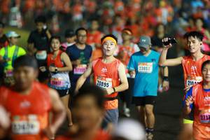 BIB: 23053, 210, 20895, 2712
                            <button type="button" onclick="openModal(16704082)" class="btn btn-primary btn-sm float-right btn-popup" data-toggle="modal" data-target=".modal-high-quality">
                        <i class="fas fa-shopping-cart"></i> Add to Cart
                    </button>
                                            <button type="button" onclick="isThisMe(16704082, true)" class="btn btn-success btn-sm float-right btn-popup btn-isme hidden" data-toggle="tooltip" data-placement="bottom" title="นี่คือรูปของคุณใช่ไหม คลิกที่นี่เพื่อเอาเข้าอัลบั้ม">
                        <i class="fas fa-plus"></i> Add to album
                    </button>
                    <button type="button" onclick="isThisMe(16704082, false)" class="btn btn-warning btn-sm float-right btn-popup btn-isnotme hidden">
                        <i class="fas fa-ban"></i> Remove from album
                    </button>