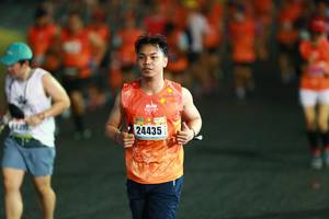 BIB: 24435
                            <button type="button" onclick="openModal(16705073)" class="btn btn-primary btn-sm float-right btn-popup" data-toggle="modal" data-target=".modal-high-quality">
                        <i class="fas fa-shopping-cart"></i> Add to Cart
                    </button>
                                            <button type="button" onclick="isThisMe(16705073, true)" class="btn btn-success btn-sm float-right btn-popup btn-isme hidden" data-toggle="tooltip" data-placement="bottom" title="นี่คือรูปของคุณใช่ไหม คลิกที่นี่เพื่อเอาเข้าอัลบั้ม">
                        <i class="fas fa-plus"></i> Add to album
                    </button>
                    <button type="button" onclick="isThisMe(16705073, false)" class="btn btn-warning btn-sm float-right btn-popup btn-isnotme hidden">
                        <i class="fas fa-ban"></i> Remove from album
                    </button>