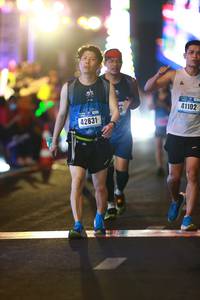 BIB: 41102, 42831
                            <button type="button" onclick="openModal(16883126)" class="btn btn-primary btn-sm float-right btn-popup" data-toggle="modal" data-target=".modal-high-quality">
                        <i class="fas fa-shopping-cart"></i> Add to Cart
                    </button>
                                            <button type="button" onclick="isThisMe(16883126, true)" class="btn btn-success btn-sm float-right btn-popup btn-isme hidden" data-toggle="tooltip" data-placement="bottom" title="นี่คือรูปของคุณใช่ไหม คลิกที่นี่เพื่อเอาเข้าอัลบั้ม">
                        <i class="fas fa-plus"></i> Add to album
                    </button>
                    <button type="button" onclick="isThisMe(16883126, false)" class="btn btn-warning btn-sm float-right btn-popup btn-isnotme hidden">
                        <i class="fas fa-ban"></i> Remove from album
                    </button>