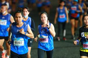 BIB: 1412, 13103, 95102, 1208, 
                            <button type="button" onclick="openModal(16767478)" class="btn btn-primary btn-sm float-right btn-popup" data-toggle="modal" data-target=".modal-high-quality">
                        <i class="fas fa-shopping-cart"></i> Add to Cart
                    </button>
                                            <button type="button" onclick="isThisMe(16767478, true)" class="btn btn-success btn-sm float-right btn-popup btn-isme hidden" data-toggle="tooltip" data-placement="bottom" title="นี่คือรูปของคุณใช่ไหม คลิกที่นี่เพื่อเอาเข้าอัลบั้ม">
                        <i class="fas fa-plus"></i> Add to album
                    </button>
                    <button type="button" onclick="isThisMe(16767478, false)" class="btn btn-warning btn-sm float-right btn-popup btn-isnotme hidden">
                        <i class="fas fa-ban"></i> Remove from album
                    </button>